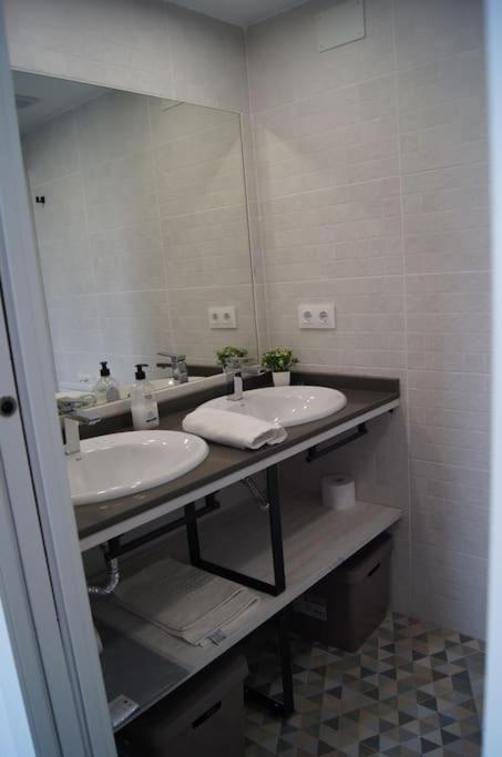 Roch - Stylish Apartment Near Metro Sevilla Dış mekan fotoğraf